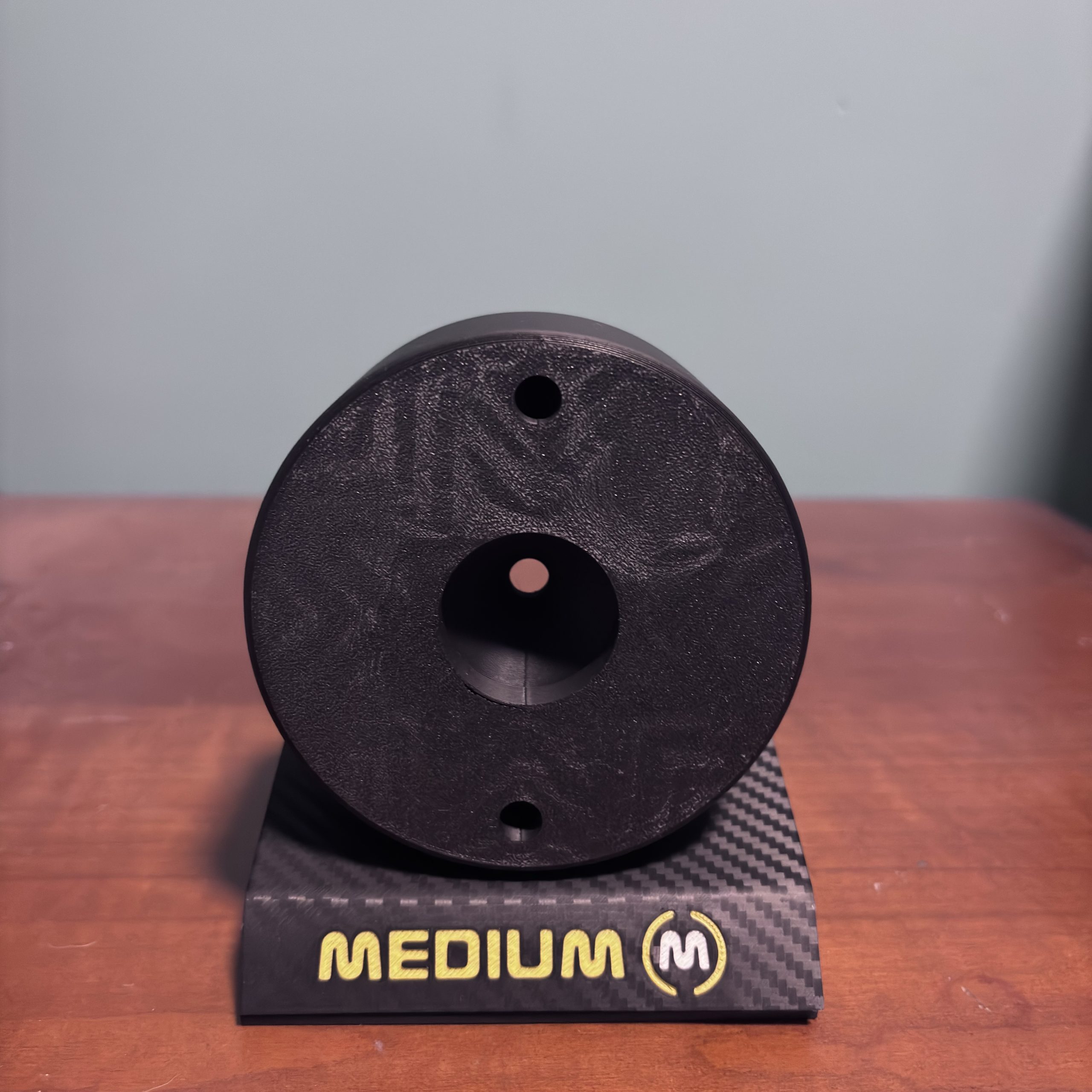 pneu f1 2026 medium avec socle effet carbone