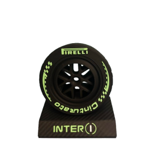 pneu f1 2026 inter avec socle effet carbone