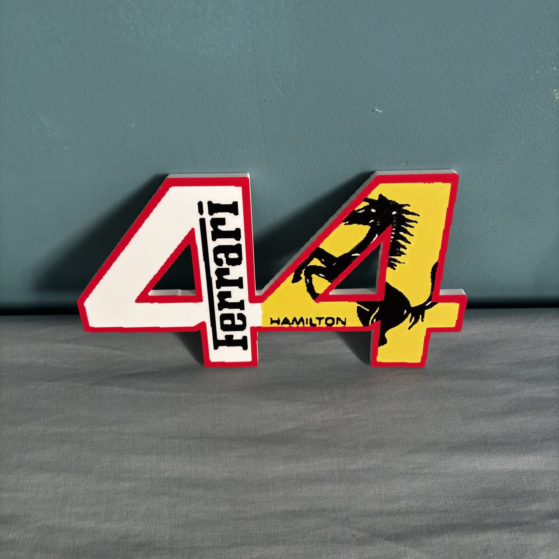 panneau f1 lewis hamilton / ferrari numéro 44